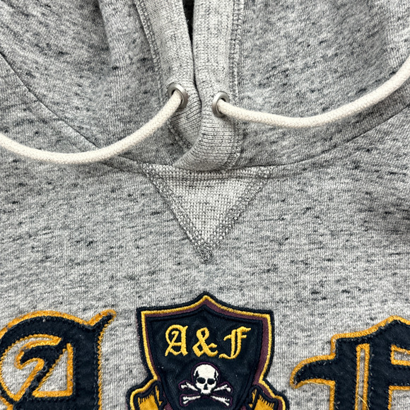 Vintage Abercrombie & Fitch Sweater Adult SMALL Gray Hoodie Skull Crossbones Y2K - Picture 4 of 8